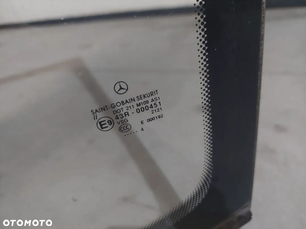 Szyba Mercedes Vito 2014 rok oryginał - 3