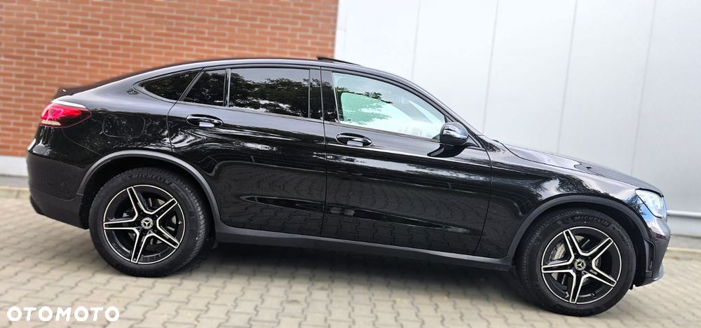 Mercedes-Benz GLC 200 d 4Matic 9G-TRONIC AMG Line - 8