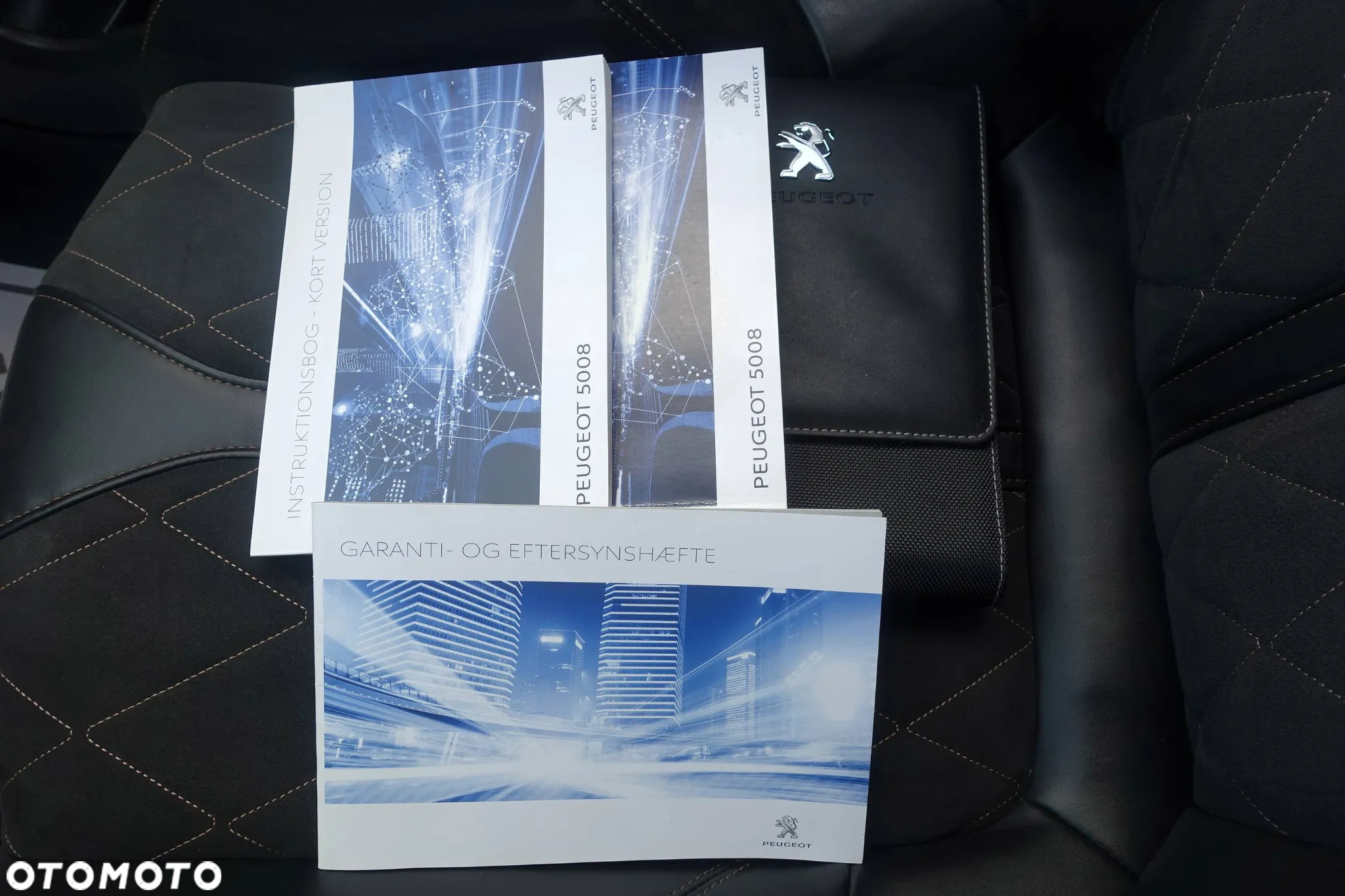 Peugeot 5008 BlueHDI 180 EAT8 GT - 31