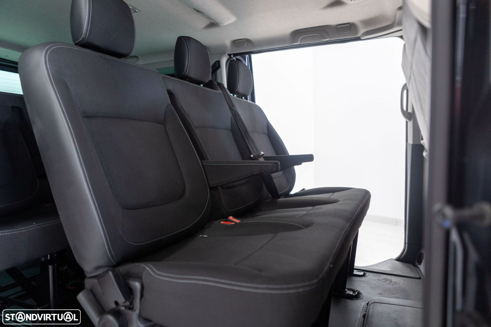Renault Trafic - 15