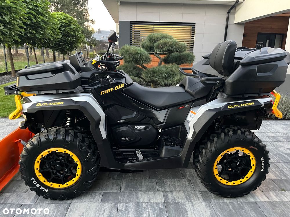 Can-Am Outlander Max - 2