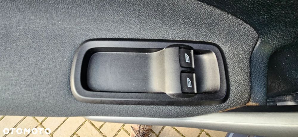 Ford Fiesta 1.25 Champions Edition - 25