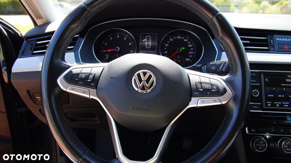 Volkswagen Passat 1.5 TSI EVO Business DSG - 17