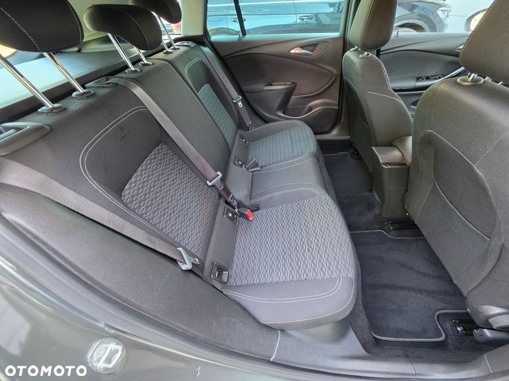 Opel Astra 1.4 Turbo Start/Stop ON - 19