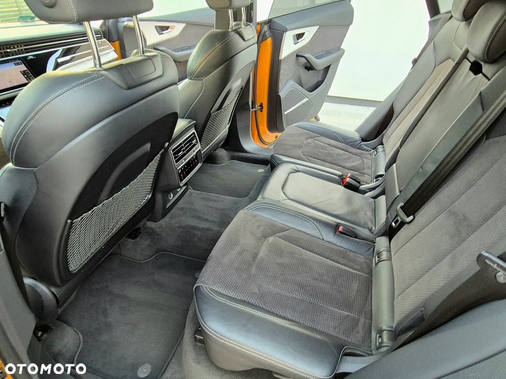 Audi Q8 50 TDI mHEV Quattro Black Edition Tiptronic - 22