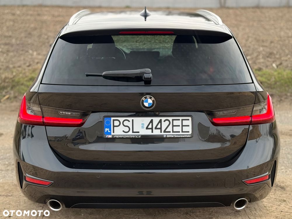 BMW Seria 3 320d - 22