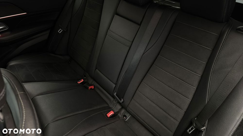 Mercedes-Benz GLE 300 d 4-Matic - 14