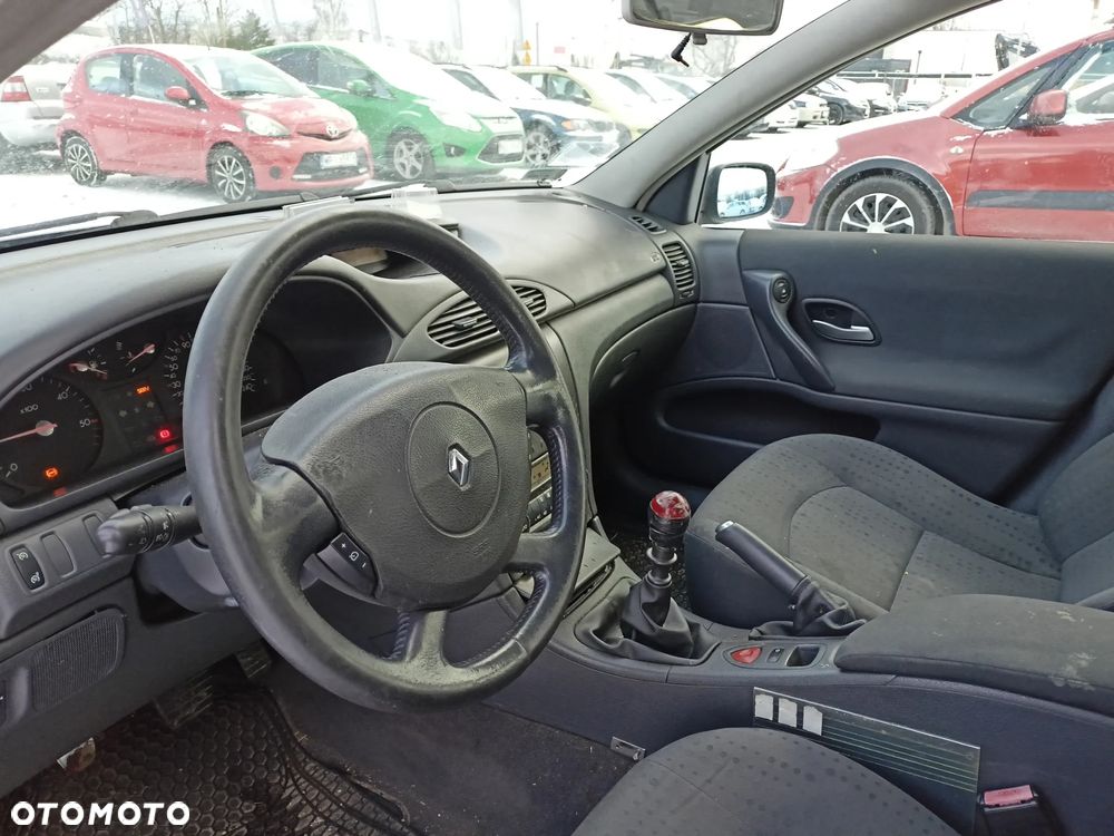 Renault Laguna - 7