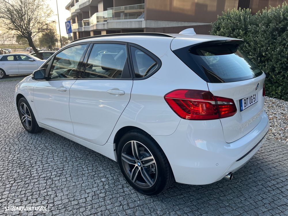BMW 218 Active Tourer i Sport Line - 4