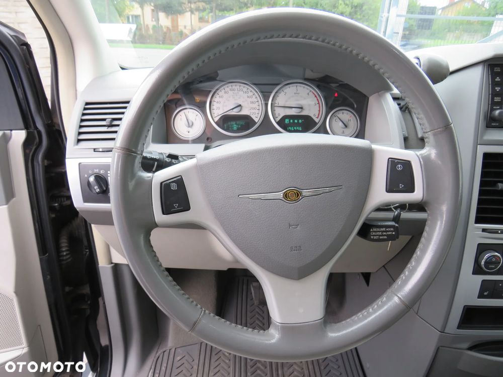 Chrysler Grand Voyager 2.8 CRD Limited - 22