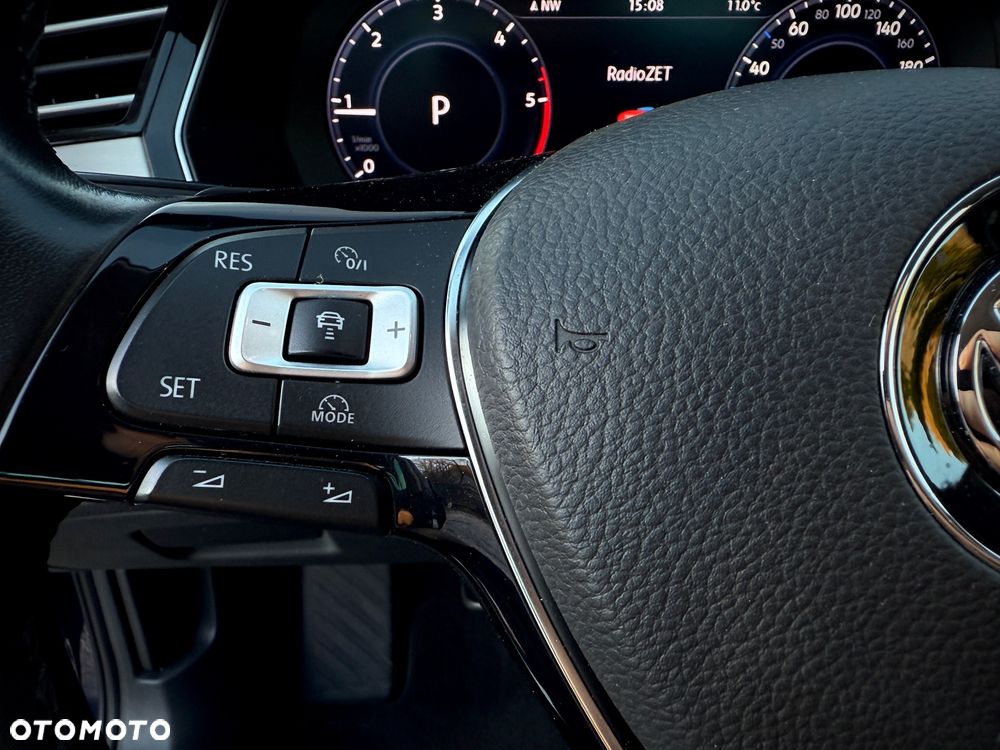 Volkswagen Passat 2.0 TDI 4Mot Elegance DSG - 20