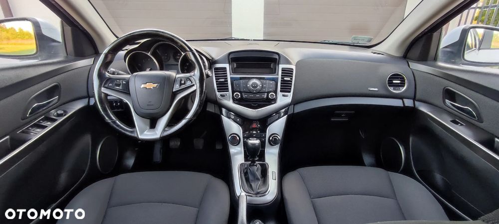 Chevrolet Cruze 1.8 LT - 7