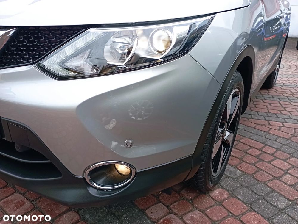 Nissan Qashqai 1.2 DIG-T N-Connecta Xtronic EU6 - 25