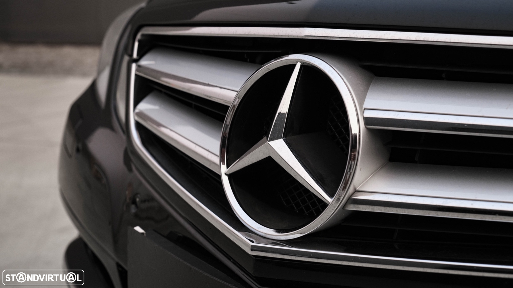 Mercedes-Benz E 250 CDi Avantgarde BlueEfficiency - 3