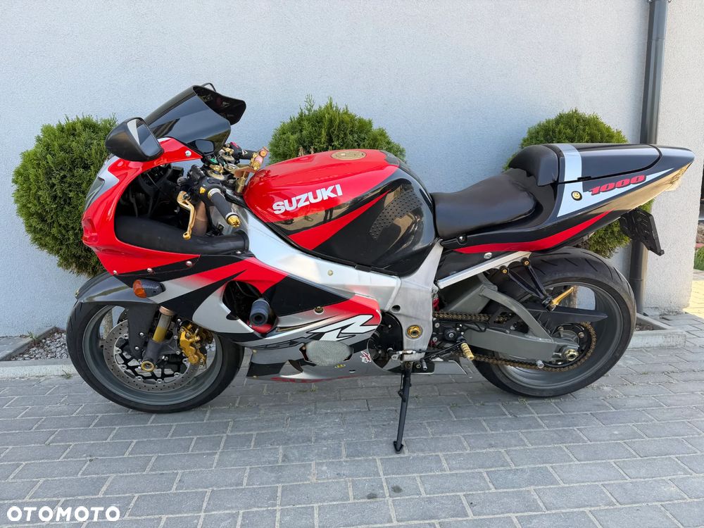 Suzuki GSX-R - 33