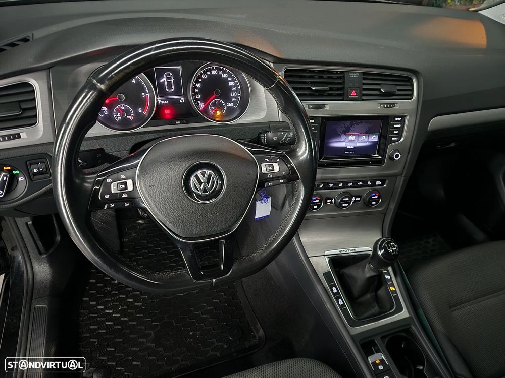 VW Golf 1.6 TDi Confortline - 13