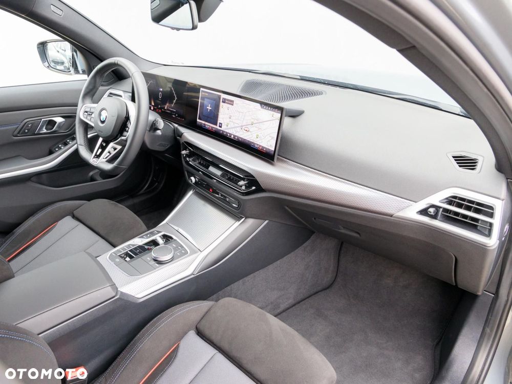 BMW Seria 3 330i xDrive M Sport sport - 12