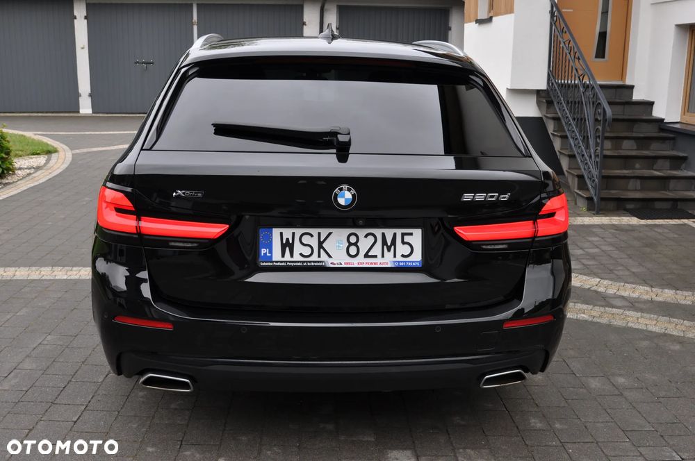 BMW Seria 5 520d xDrive Luxury Line sport - 7