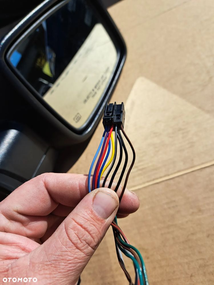 Lusterko lusterka lewe prawe Dodge RAM IV 1500 2500 68231243AB 68231242AB 10+8 10+9 PIN 18 19 Pin 2014 2015 2016 2017 - 6