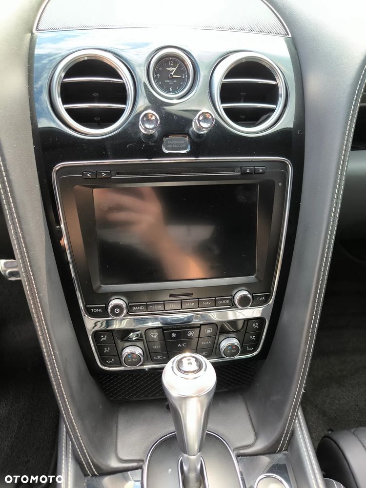Bentley Continental GT V8 S - 23