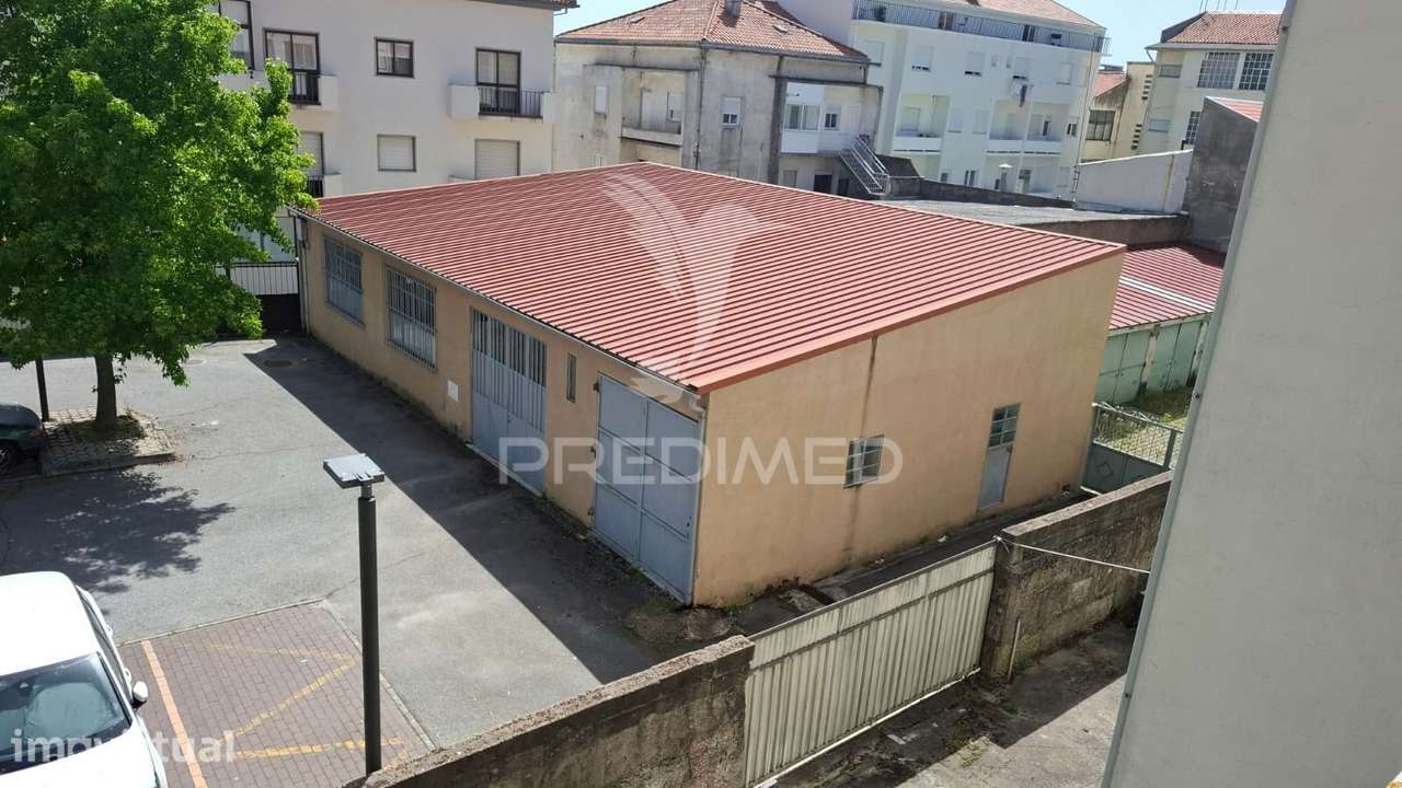 Prédio Urbano com 10 habitações na Guarda. - Grande imagem: 4/21