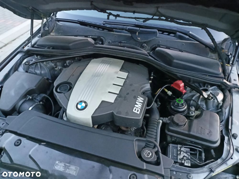 BMW Seria 5 520d - 12