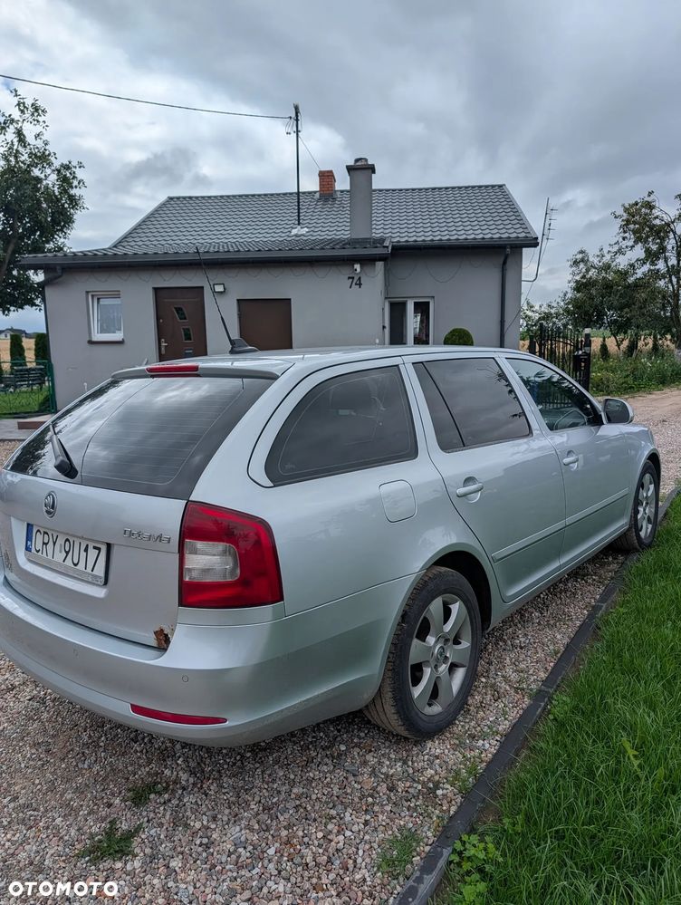 Skoda Octavia 1.6 TDI Ambiente DSG - 1