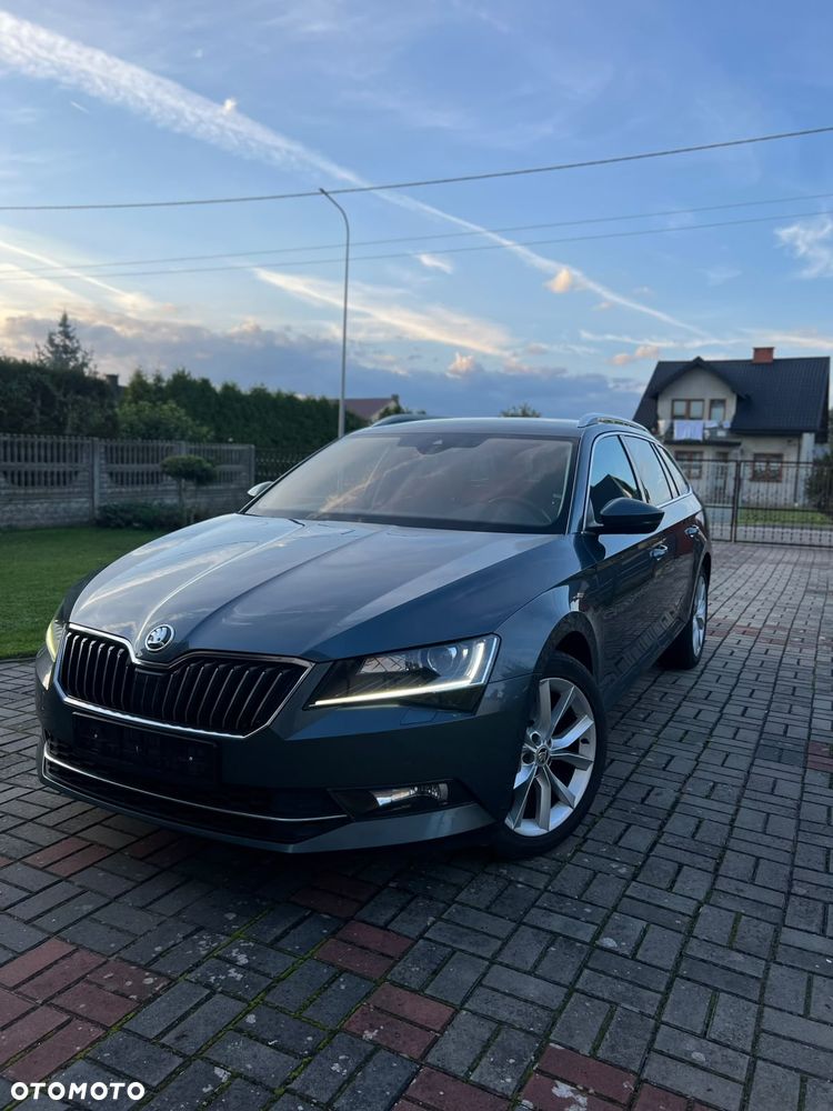 Skoda Superb 1.5 TSI DSG Sportline - 2