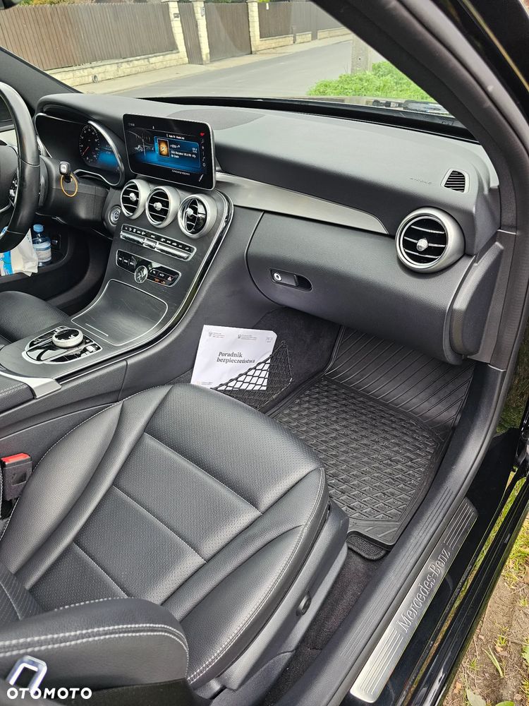 Mercedes-Benz Klasa C 300 4MATIC 9G-TRONIC - 7