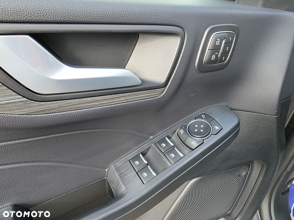 Ford Kuga - 13