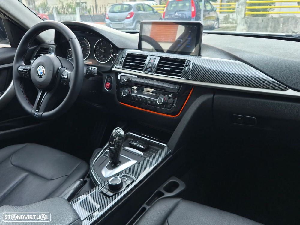 BMW 318 d Touring Auto Pack M - 20