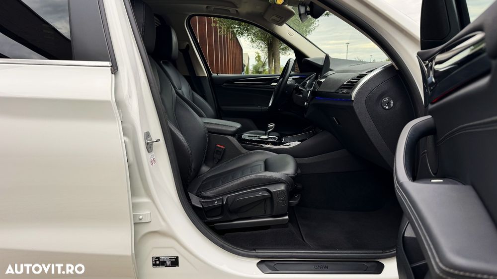 BMW X3 xDrive20d AT xLine - 26
