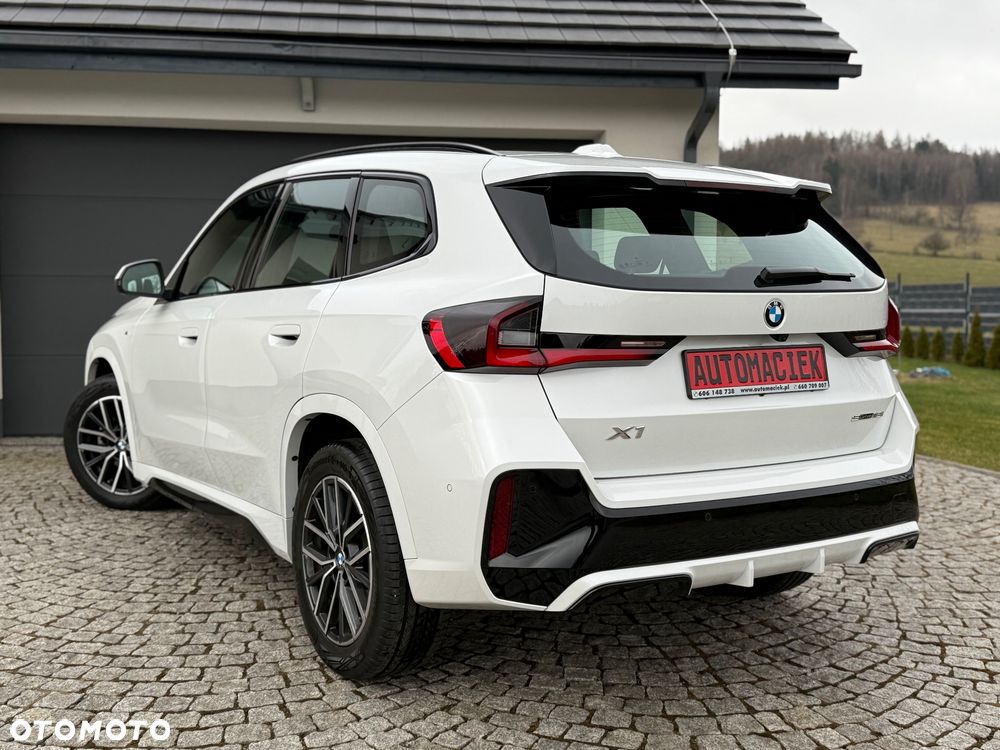 BMW X1 - 11