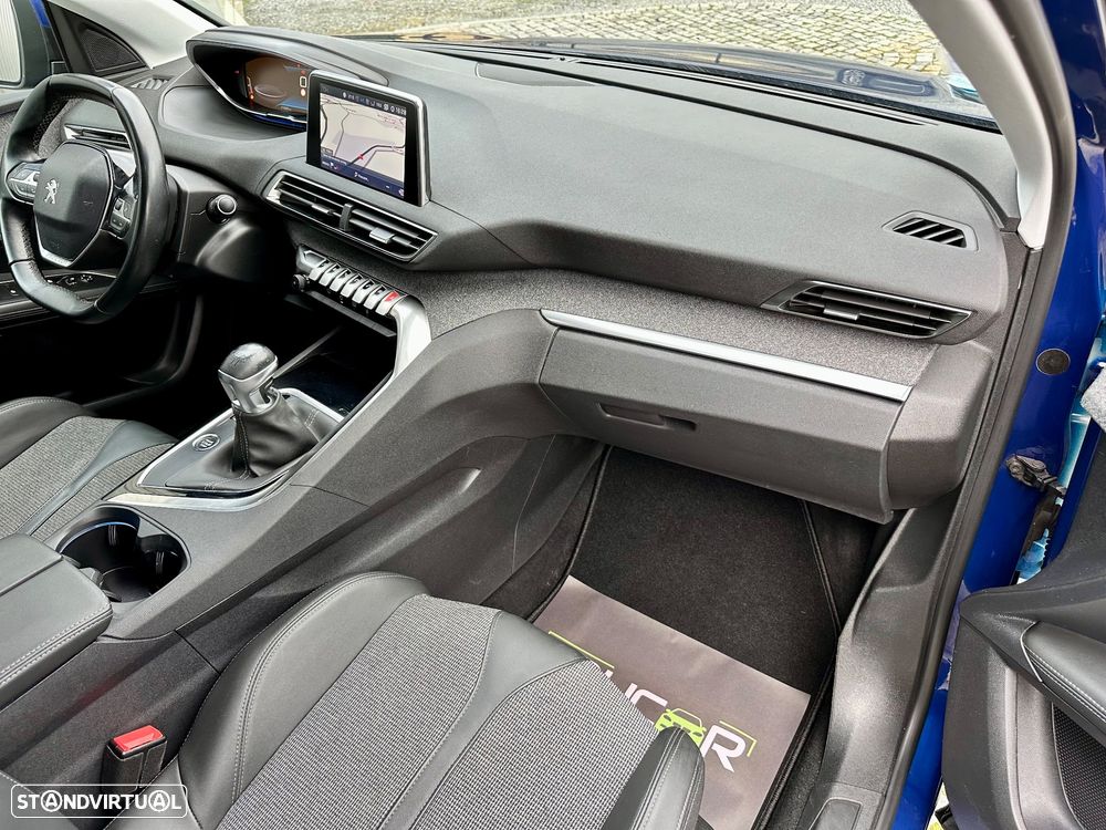 Peugeot 3008 1.5 BlueHDi Allure - 29