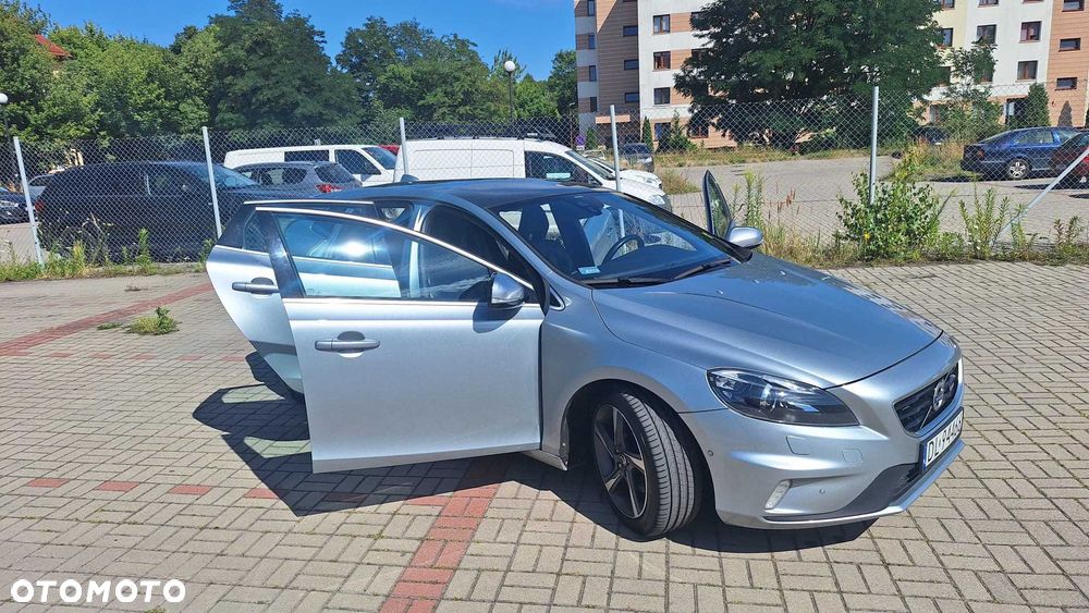 Volvo V40 - 2