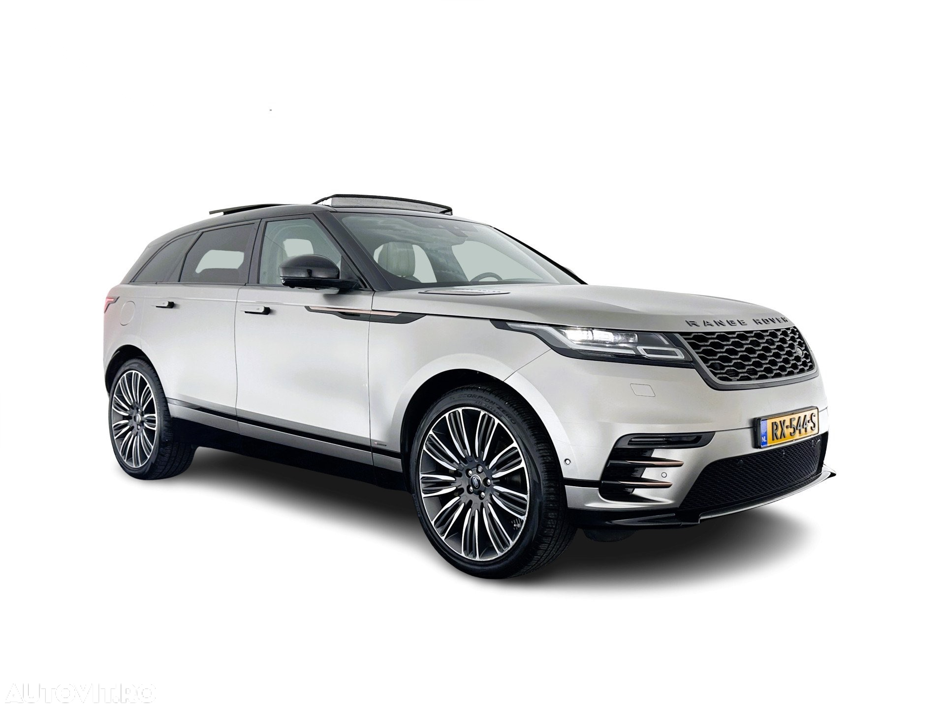 Land Rover Range Rover Velar 3.0 R-Dynamic - 4