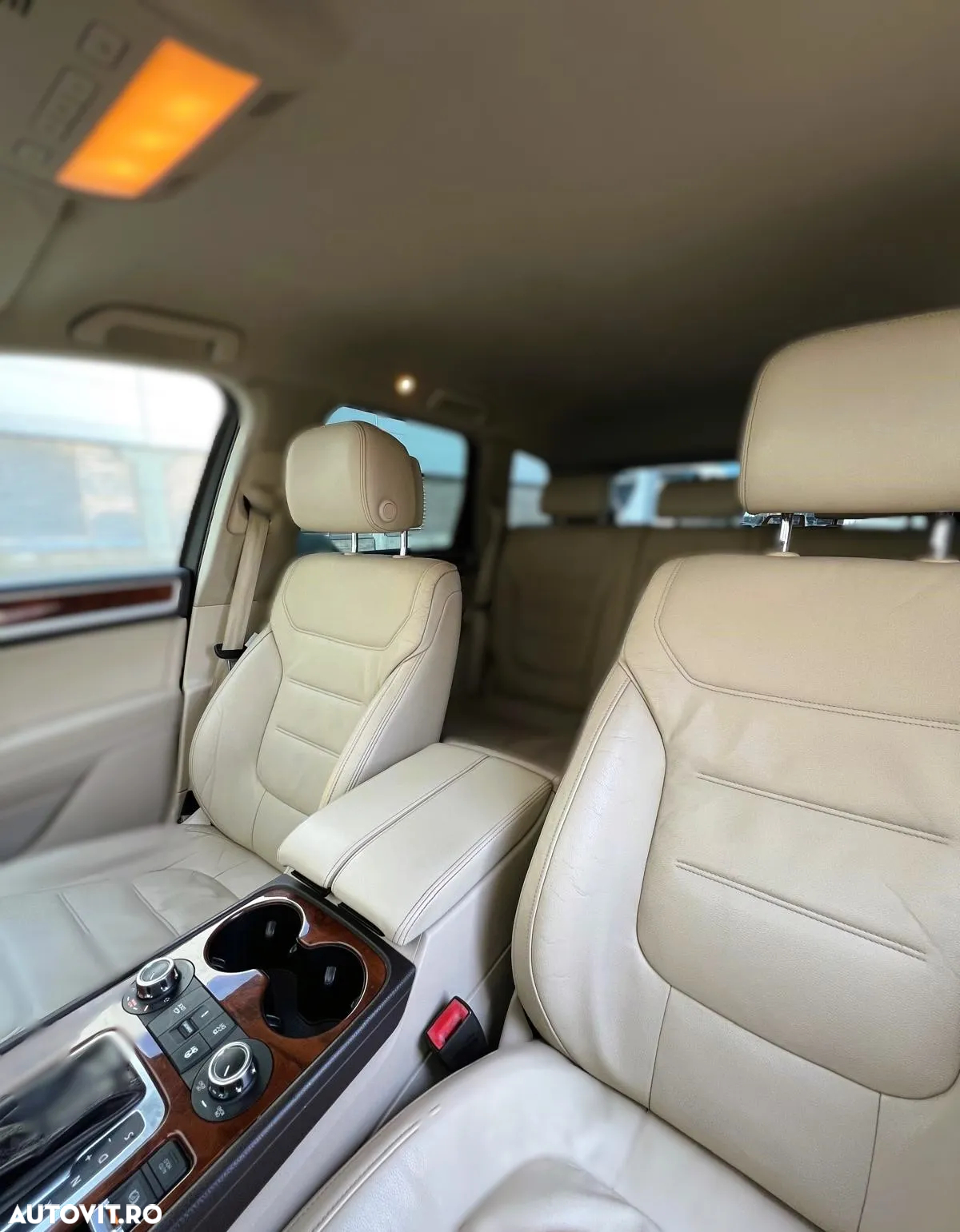 Volkswagen Touareg 3.0 V6 TDI BMT - 9