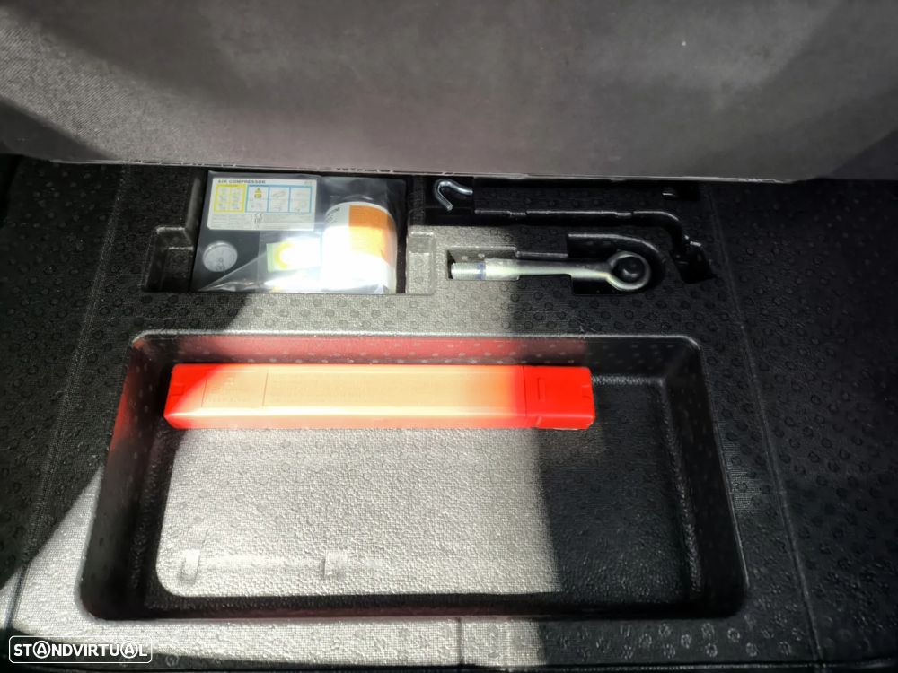 Mazda CX-30 2.0 Sky-G Evolve i-Active +Sport - 30