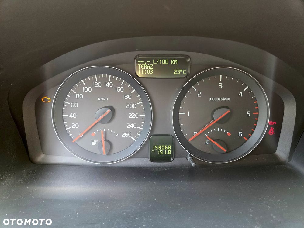 Volvo V50 1.6D - 16