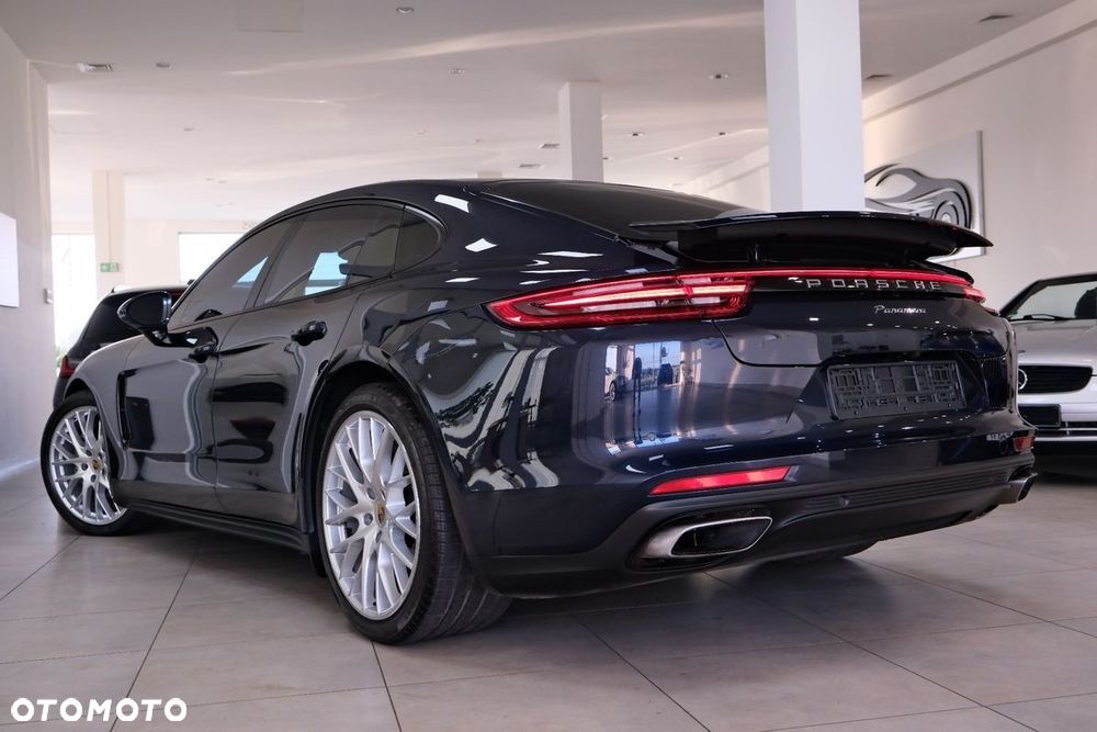 Porsche Panamera 4 Edition 10 Jahre - 17