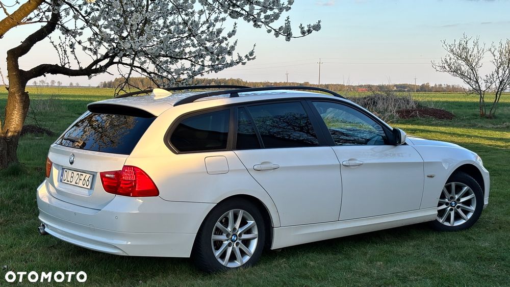 BMW Seria 3 320d DPF - 8