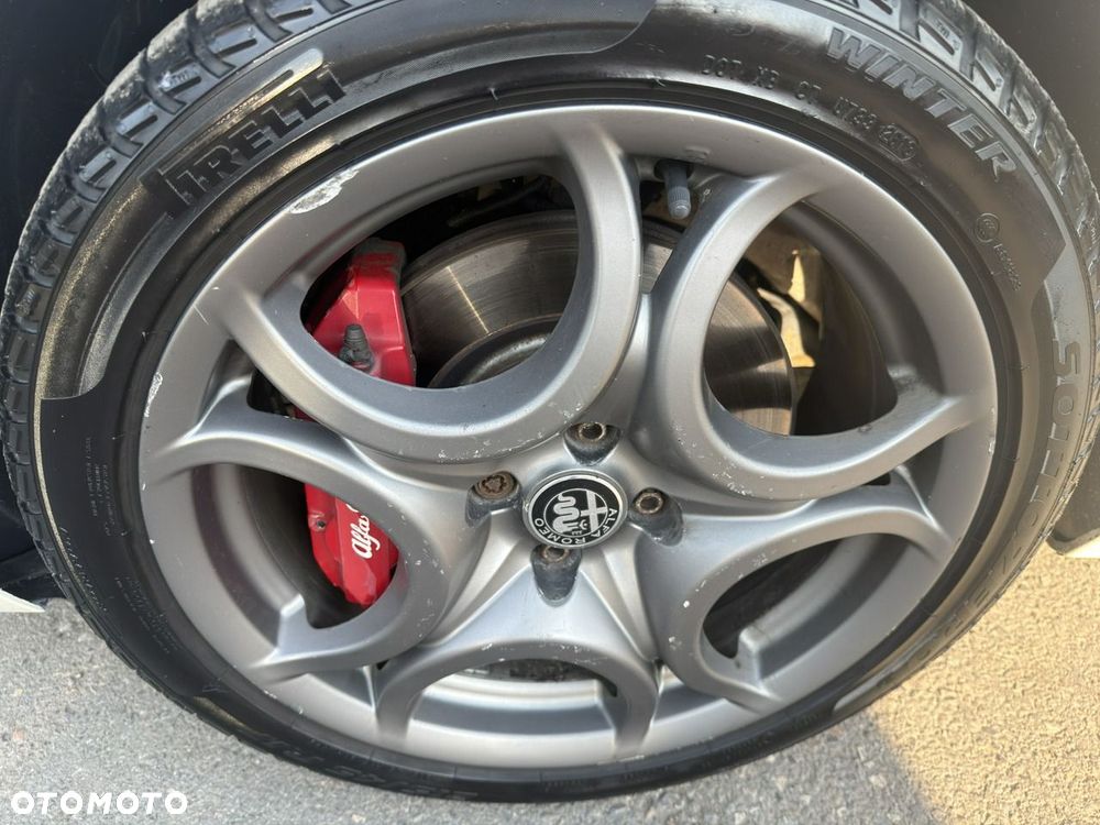Alfa Romeo Mito - 12