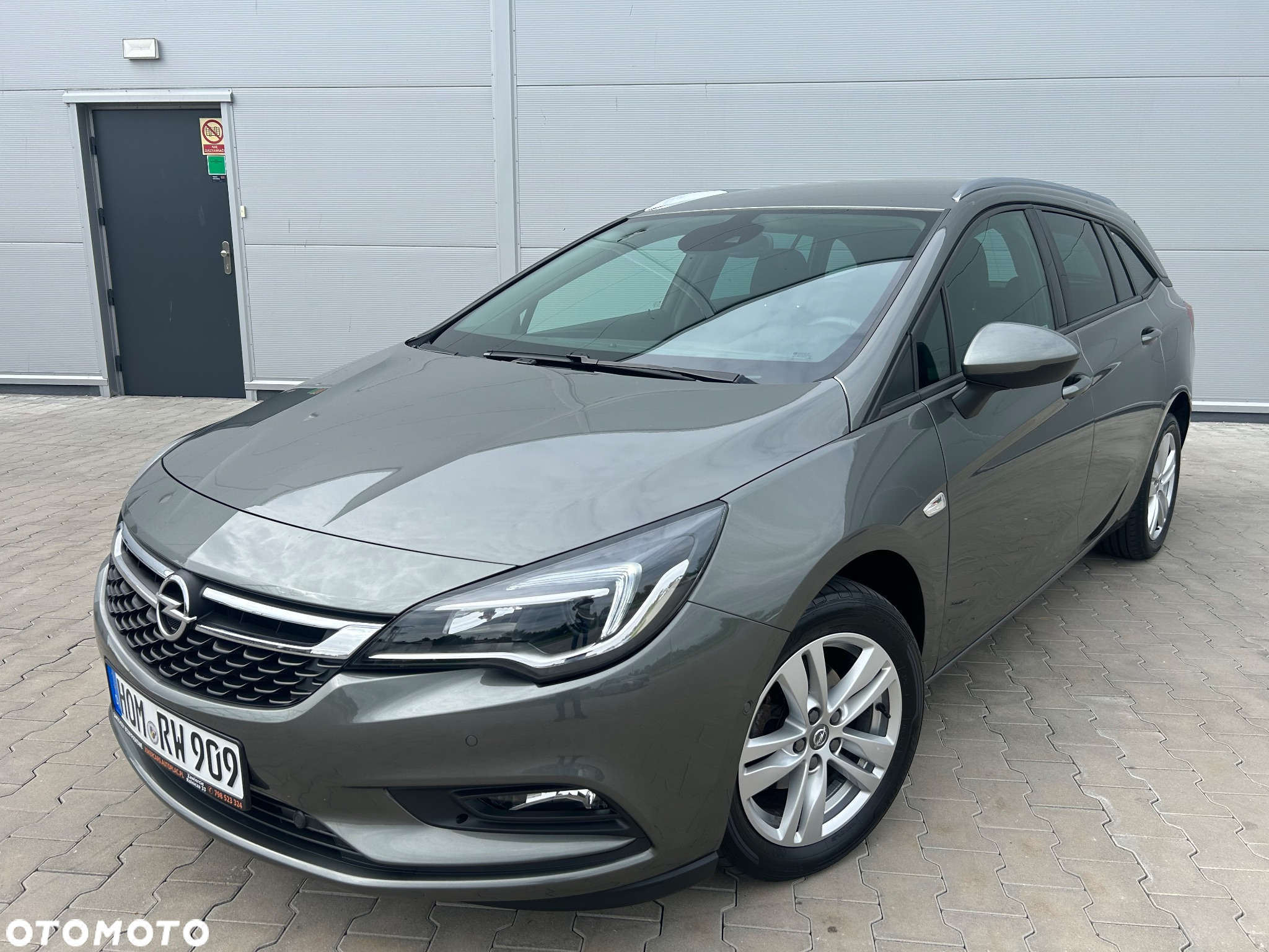 Opel Astra 1.4 Turbo Sports Tourer Edition - 2