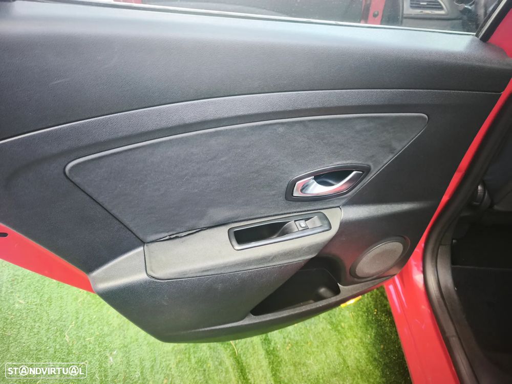Renault Mégane Sport Tourer 1.5 dCi Dynamique - 21