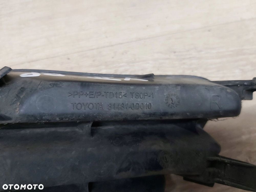 Toyota Yaris II kratka zaślepka zderzaka prawy przód 81481-0D010 - 4