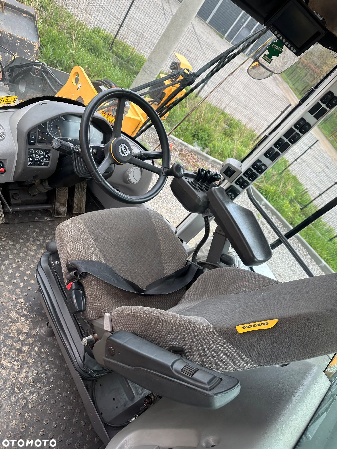 Volvo L110h - 25