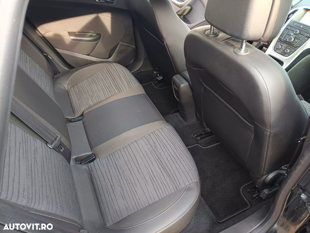 Opel Astra 1.7 CDTI DPF ENERGY - 7