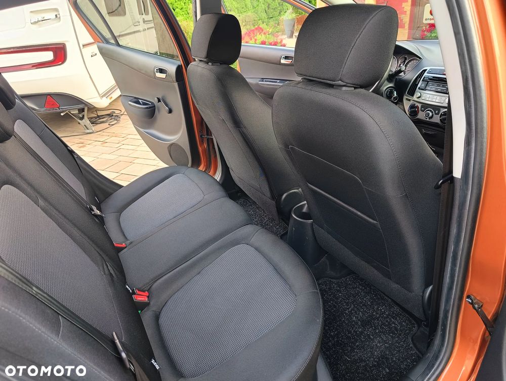 Hyundai i20 1.2 Trend - 34