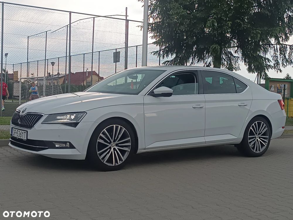 Skoda Superb 2.0 TDI 4x4 DSG Sportline - 13