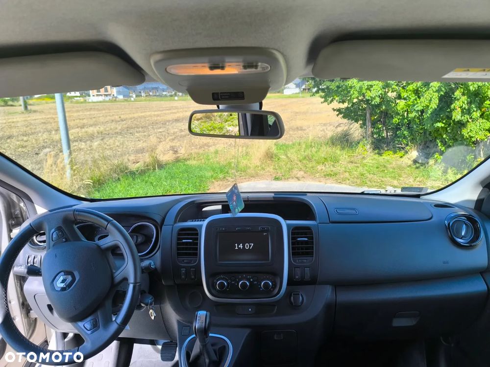 Renault Trafic Grand SpaceClass 2.0 dCi EDC - 9